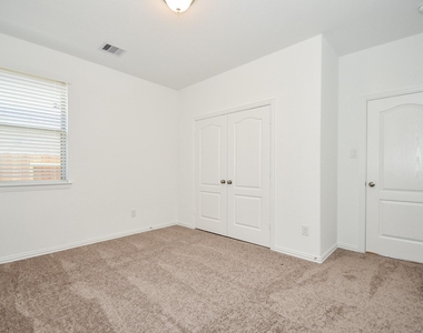 31322 Horseshoe Meadow Bend Lane - Photo Thumbnail 23