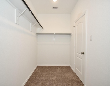 31322 Horseshoe Meadow Bend Lane - Photo Thumbnail 14