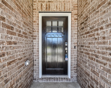 31322 Horseshoe Meadow Bend Lane - Photo Thumbnail 1