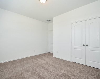 31322 Horseshoe Meadow Bend Lane - Photo Thumbnail 19