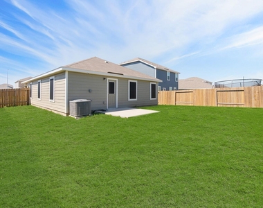 8410 Bermuda Blue Road - Photo Thumbnail 28