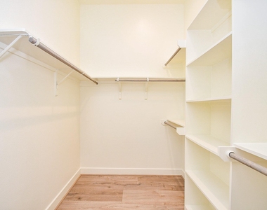 2307 Warhol Way - Photo Thumbnail 23