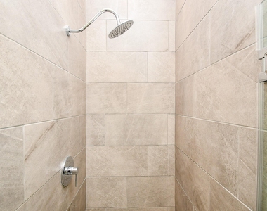 2307 Warhol Way - Photo Thumbnail 27
