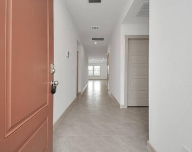 7731 Suffolk Valley Lane - Photo Thumbnail 10