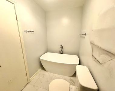 2323 Bering Drive - Photo Thumbnail 32