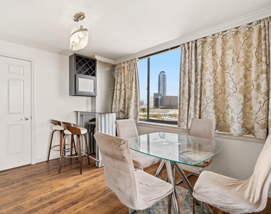 3525 Sage Road - Photo Thumbnail 3