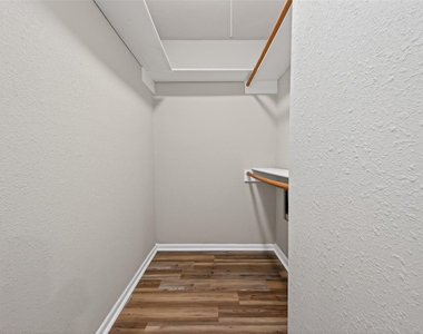12079 Maverick Drive - Photo Thumbnail 30