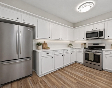 12079 Maverick Drive - Photo Thumbnail 9