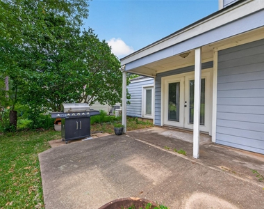 12079 Maverick Drive - Photo Thumbnail 37