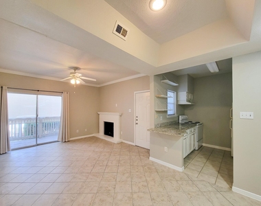 4041 Drake Street - Photo Thumbnail 11