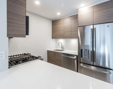 West 48th Street, New York, NY 10019 - Photo Thumbnail 2