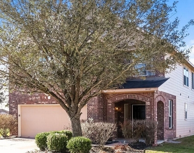 19107 Remington Grove Court - Photo Thumbnail 2