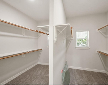 4119 Pembrooke Way - Photo Thumbnail 13