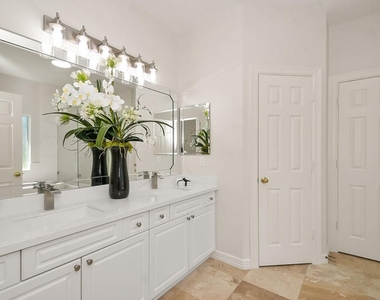 4119 Pembrooke Way - Photo Thumbnail 11