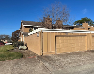 6119 Dryad Drive - Photo Thumbnail 16