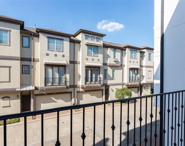 8817 Lakeshore Bend Drive - Photo Thumbnail 28
