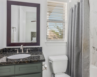 8817 Lakeshore Bend Drive - Photo Thumbnail 23