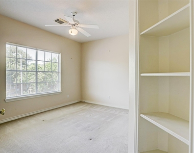 4425 Mildred Street - Photo Thumbnail 18