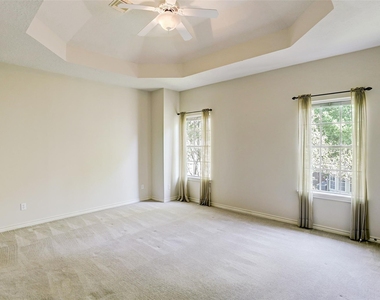 4425 Mildred Street - Photo Thumbnail 23