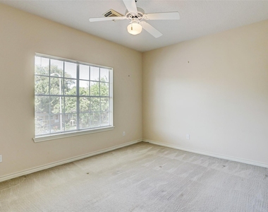 4425 Mildred Street - Photo Thumbnail 19