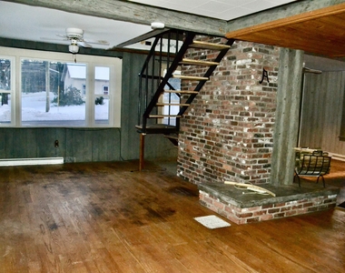 224 East Main - Photo Thumbnail 8