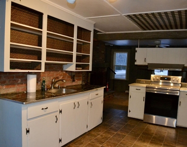 224 East Main - Photo Thumbnail 3