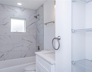303 E 7th Street - Photo Thumbnail 9