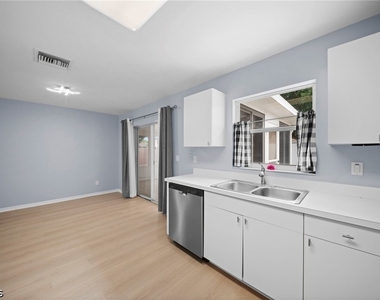 15624 Sunny Crest Lane - Photo Thumbnail 15