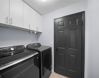 15624 Sunny Crest Lane - Photo Thumbnail 27
