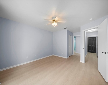 15624 Sunny Crest Lane - Photo Thumbnail 22