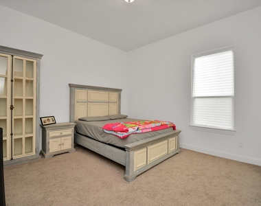 21302 Rose Loch Lane - Photo Thumbnail 37