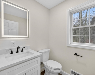 335 Raymond - Photo Thumbnail 16