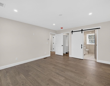 335 Raymond - Photo Thumbnail 31