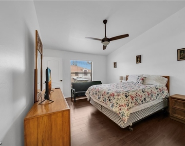 13211 Whitehaven Lane - Photo Thumbnail 10