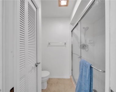 13211 Whitehaven Lane - Photo Thumbnail 13