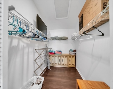 13211 Whitehaven Lane - Photo Thumbnail 9