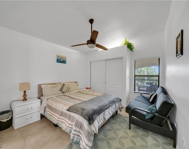 13211 Whitehaven Lane - Photo Thumbnail 20
