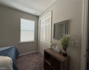 3916 King Edwards Street - Photo Thumbnail 3