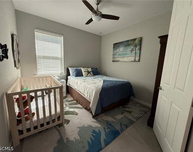 3916 King Edwards Street - Photo Thumbnail 8