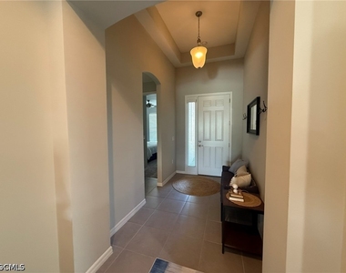 3916 King Edwards Street - Photo Thumbnail 5