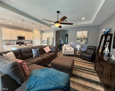 3916 King Edwards Street - Photo Thumbnail 13