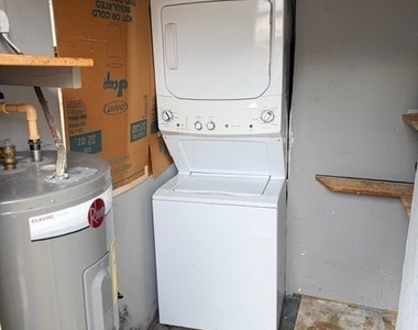 1113 Vineyard Street - Photo Thumbnail 11