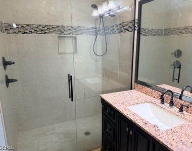 1113 Vineyard Street - Photo Thumbnail 7