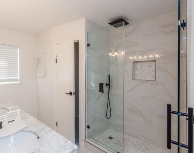 5115 Beaverhollow Drive - Photo Thumbnail 3