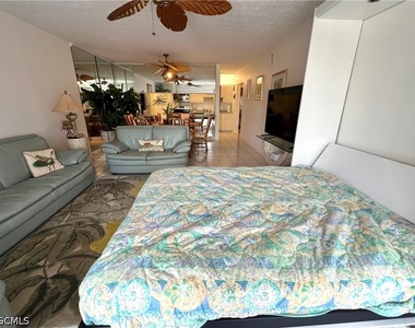 60 Pelican Street W - Photo Thumbnail 12