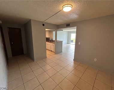 3704 Broadway - Photo Thumbnail 5
