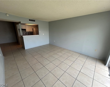 3704 Broadway - Photo Thumbnail 3
