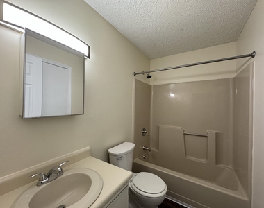 131 Eastern - Photo Thumbnail 24