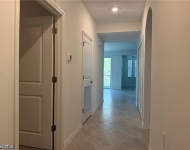 18421 Copperhead Court N - Photo Thumbnail 2