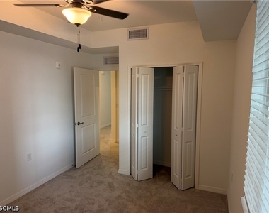 18421 Copperhead Court N - Photo Thumbnail 16
